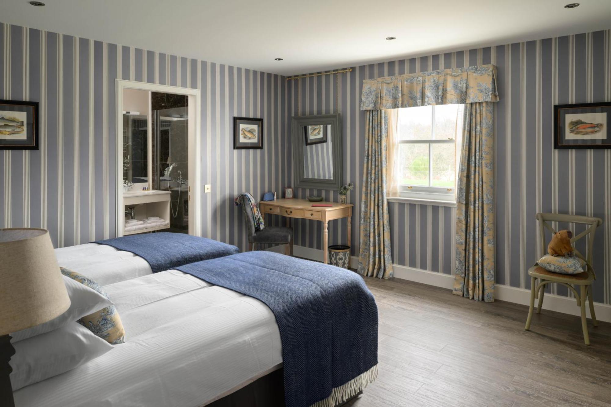 Meikleour Arms Hotel & Restaurant Luaran gambar